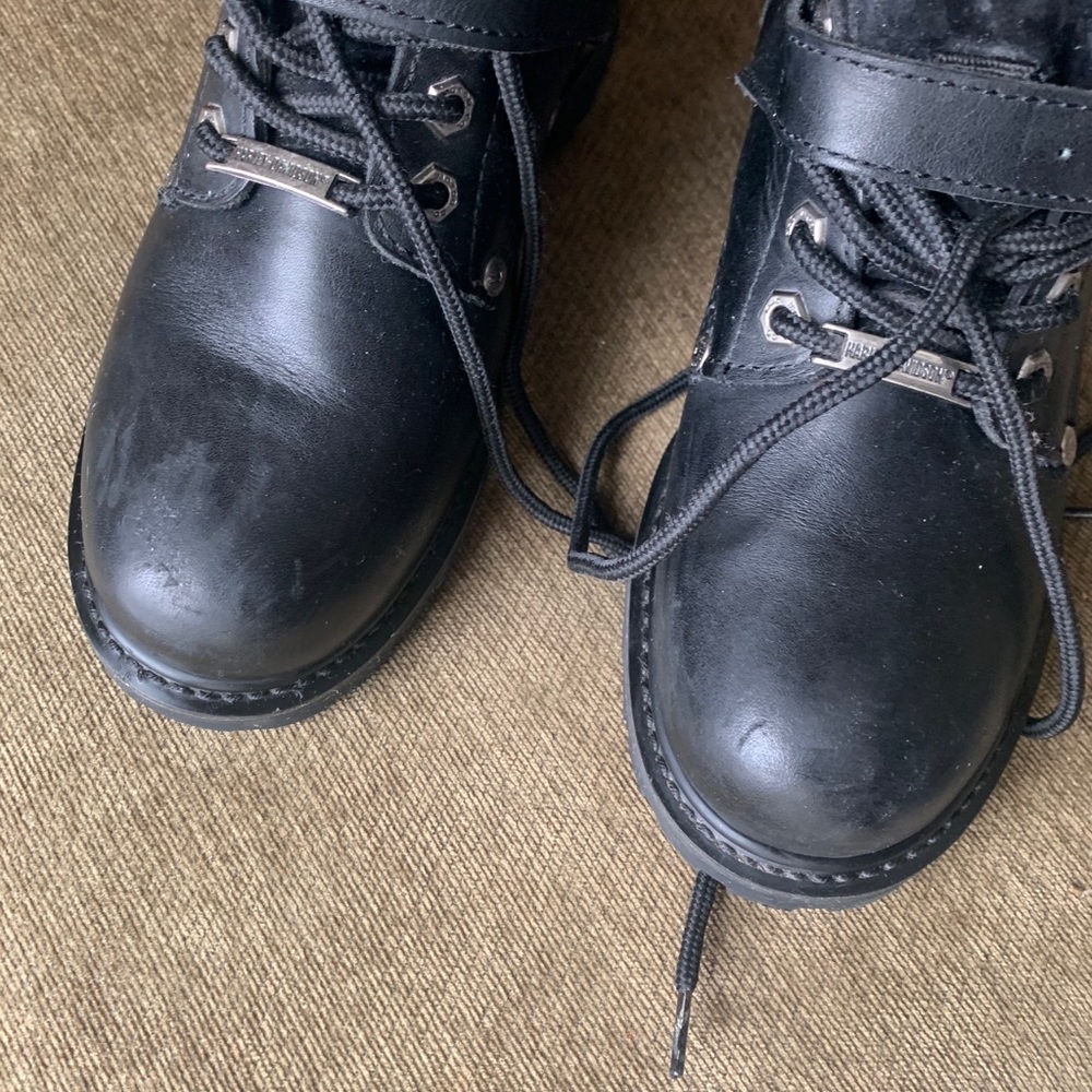 Harley-Davidson Black Leather Combat Boots with Silver Hardware - Picture 6 of 11